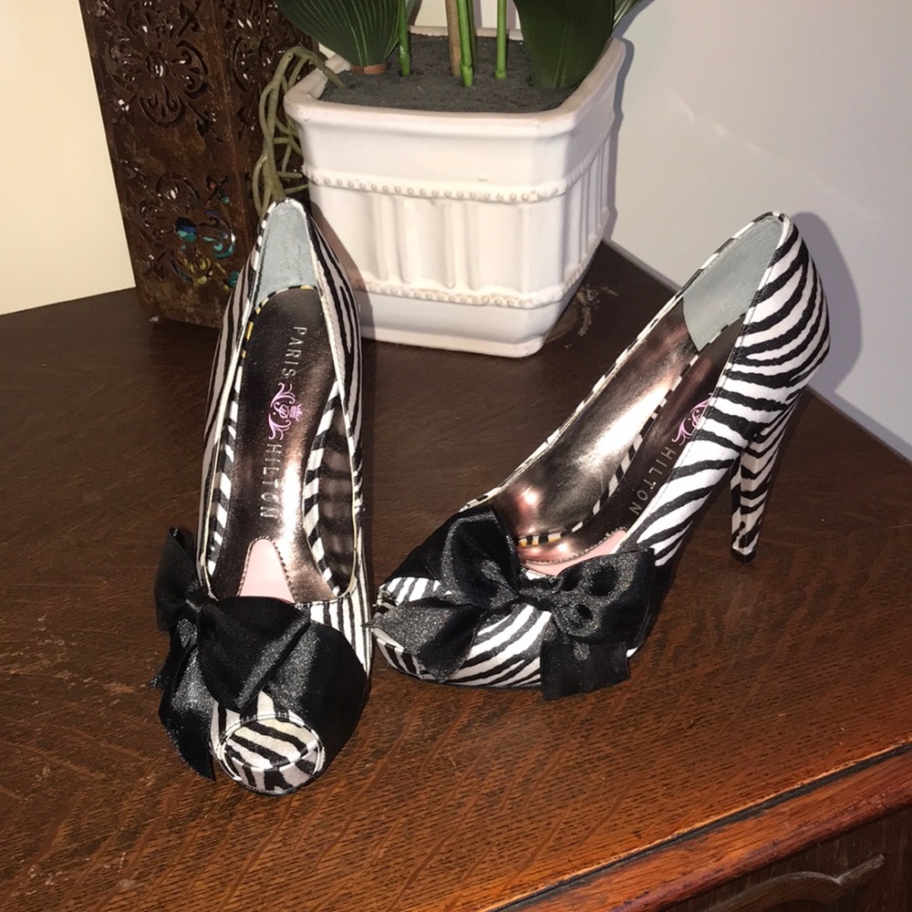 heels - Picture 3 of 4